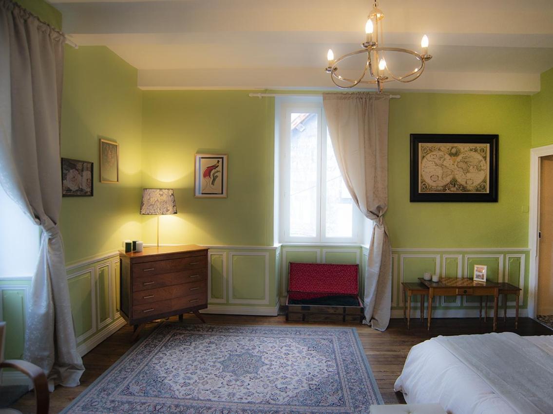 Villa Colombier Pontgibaud Quarto foto